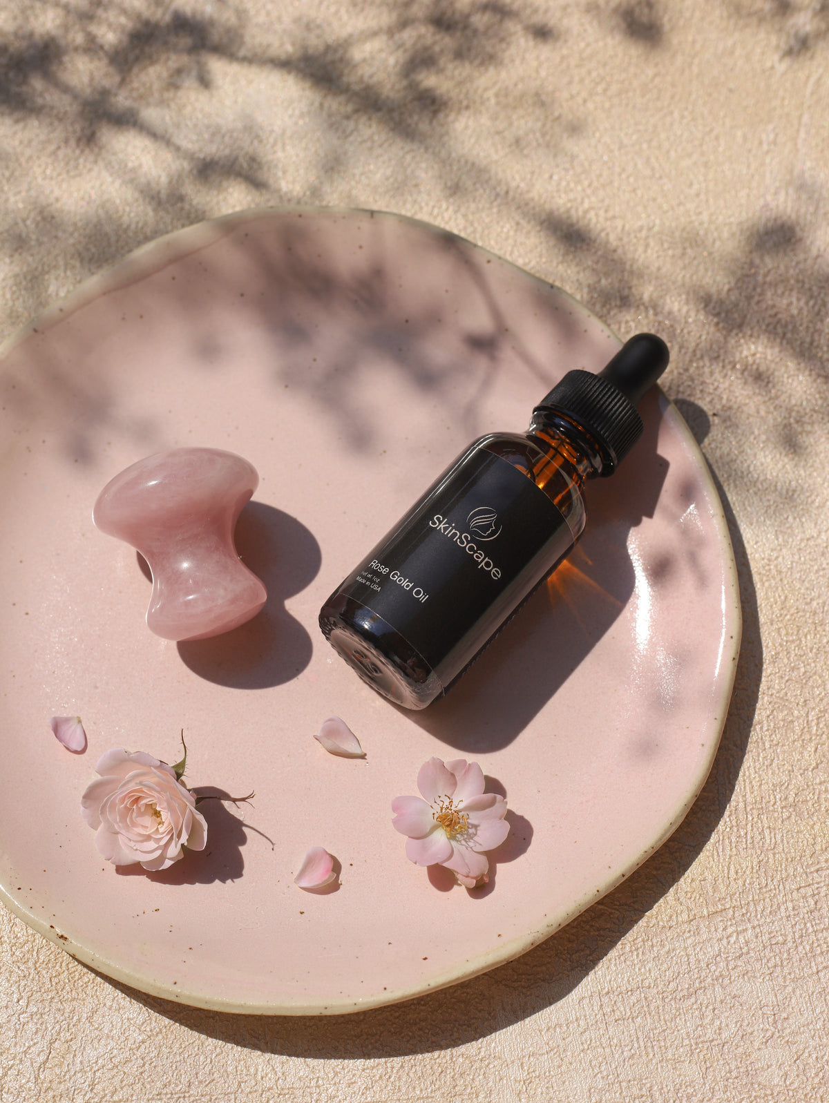 Anti-Aging Rose Gold Facial Oil 1 fl oz / 30ml, angle 7